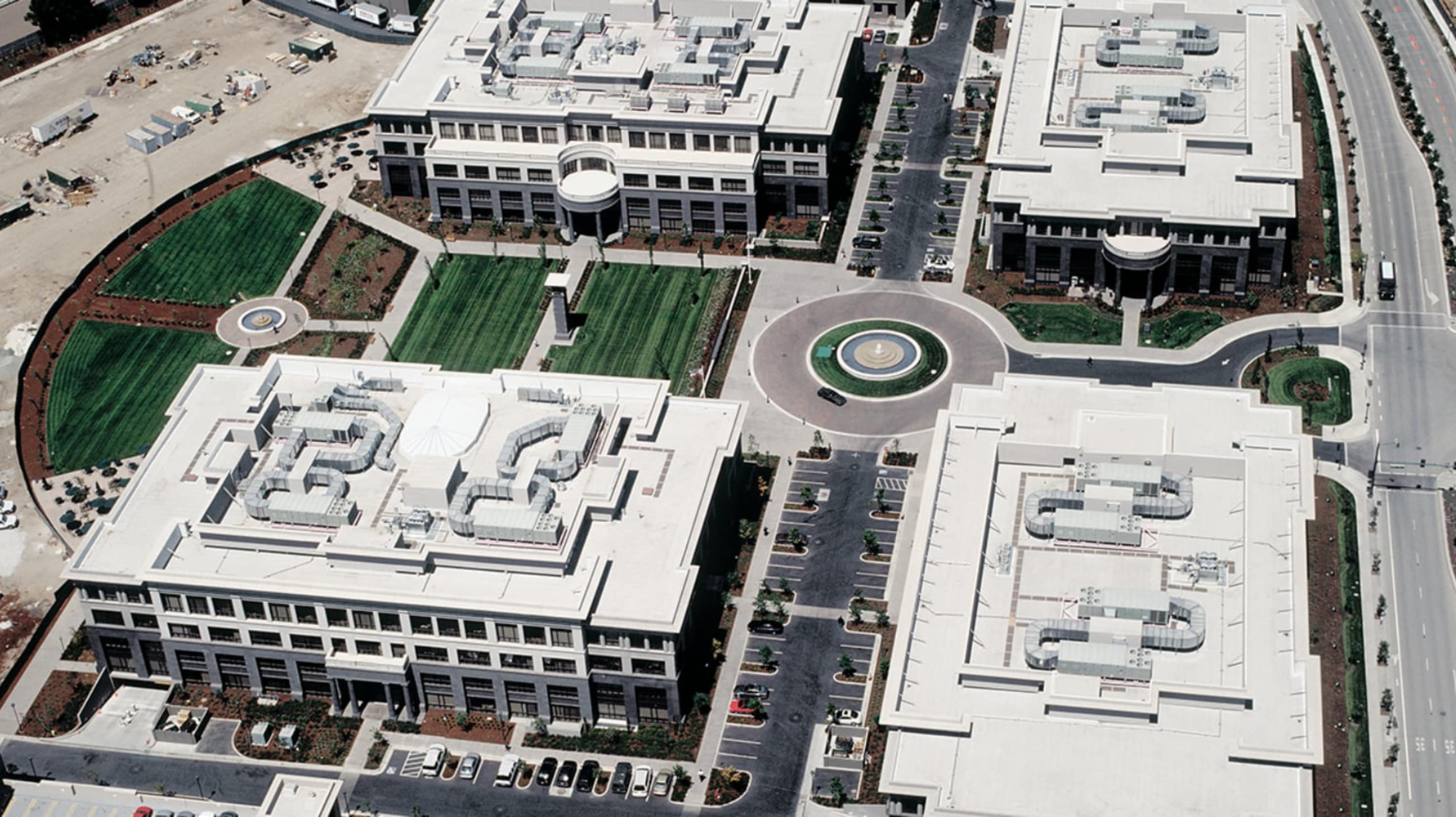 Aerial view of Franklin Bay Meadows with Siplast roofing materials